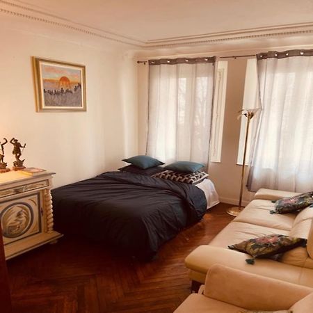 Chez Claudia Bed and Breakfast Cannes Exteriör bild