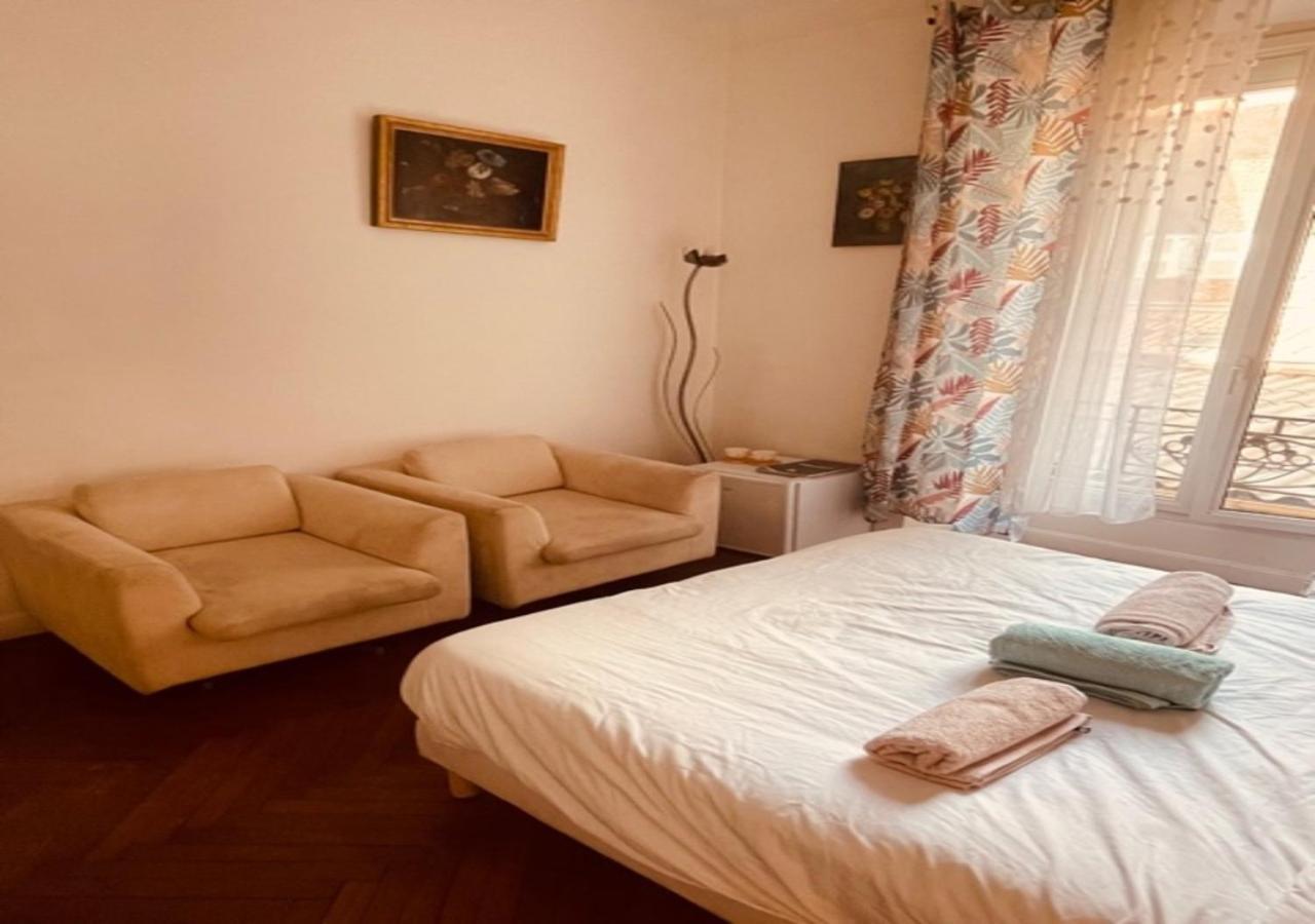 Chez Claudia Bed and Breakfast Cannes Exteriör bild